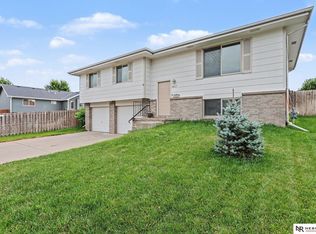 2607 W Sumner St, Lincoln, NE 68522