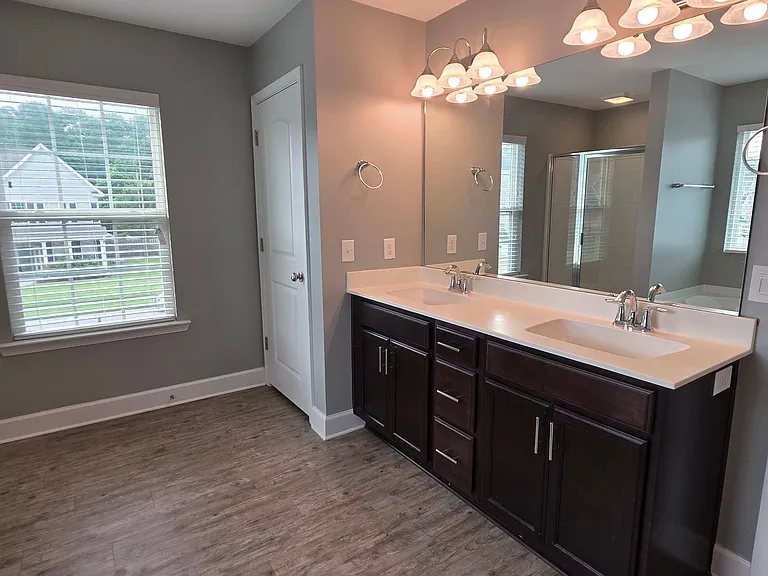 130 Clover Point Cir — Photo 27
