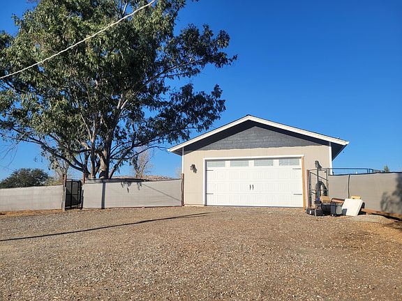 3rd image of 1546 Cheyenne Rd