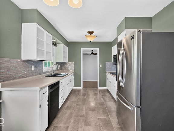 5th image of 10847 E Greendale Dr