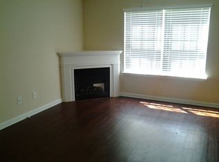 1887 Simmons Ln, Hampton, GA 30228