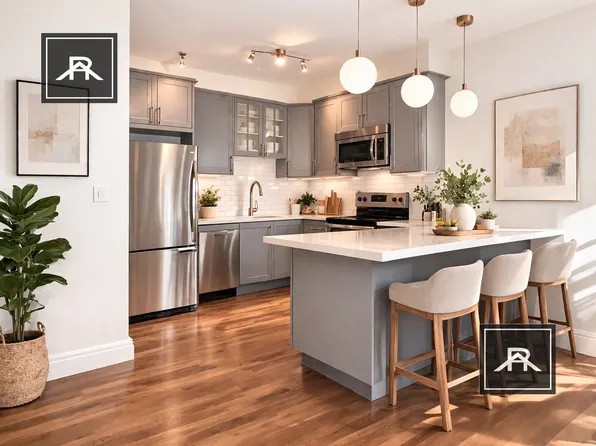 922 Beacon St #23, Brookline, MA 02446