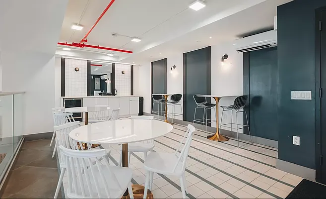 Rented by REAL New York | media 20