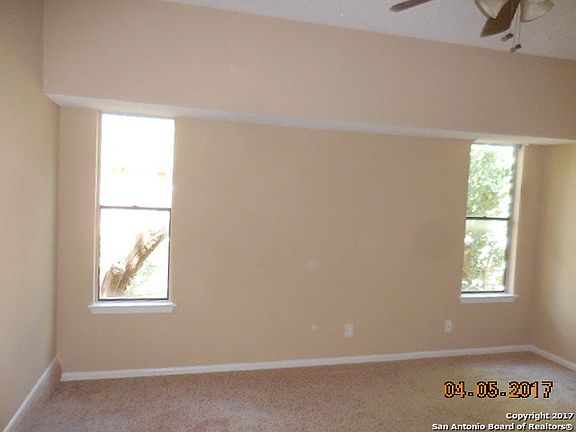 5th image of 4823 Winthop St
