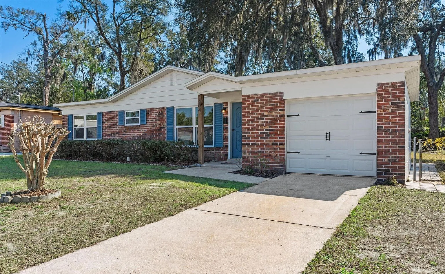 3 bed, 1204 sqft, $1,695 — Photo 2