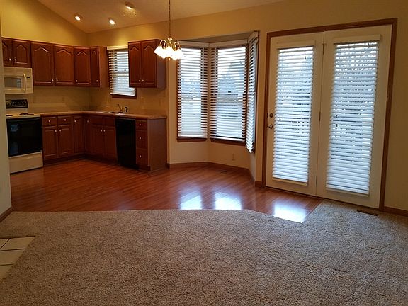 4th image of 2630 Alexander Ct