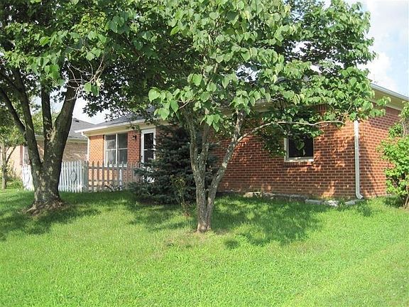 2nd image of 129 Ashville Dr