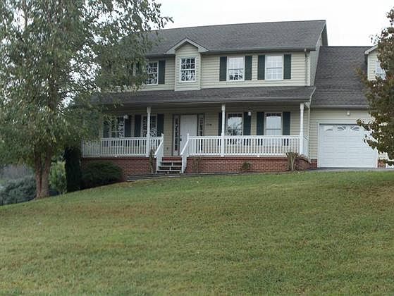 1st image of 1214 Olde Oaks Dr