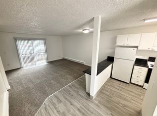1200 E Powell Blvd APT 3, Gresham, OR 97030