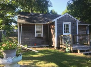 21 Paine Ave, Hyannis, MA 02601