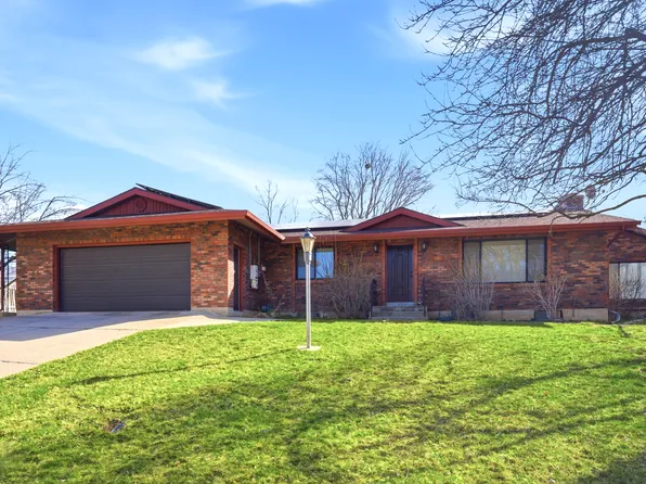 488 E 250 S, Hyde Park, UT 84318