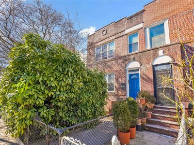 23-80 28 Street, Long Island City, NY, 11105