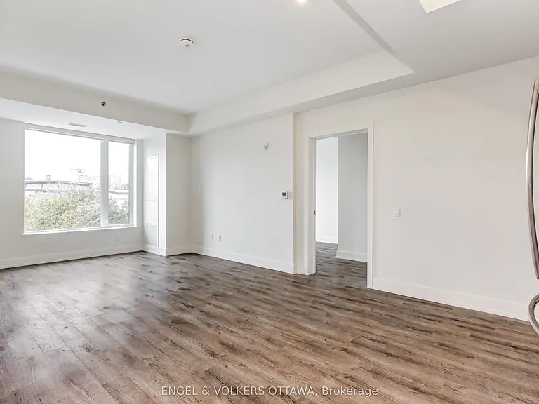 280 Crichton St #107 — Photo 17