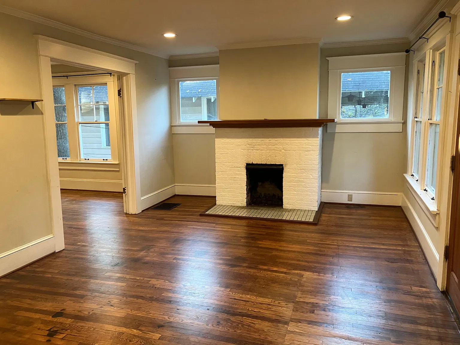 1101 Austin Avenue NE — Photo 1