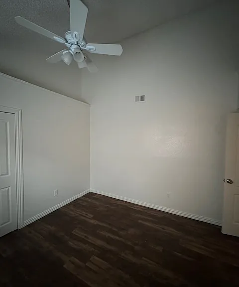 611 Turner Way — Photo 18