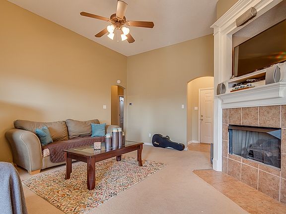 5th image of 295 Village Dr