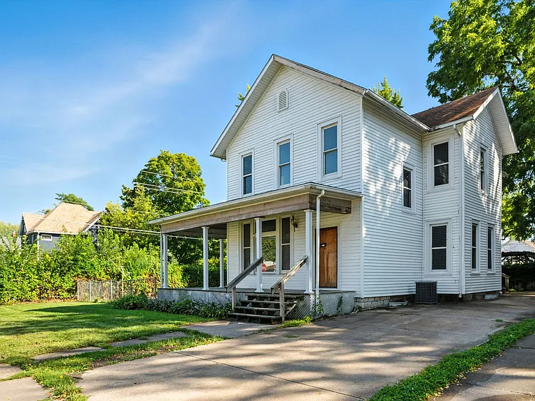 325 Kirkwood Blvd — Photo 4