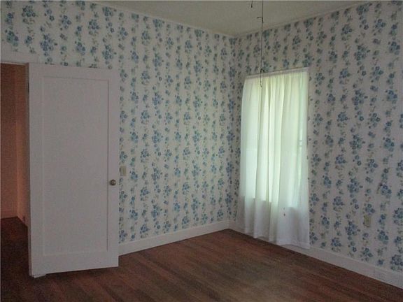 5th image of 1280 W Cotton St