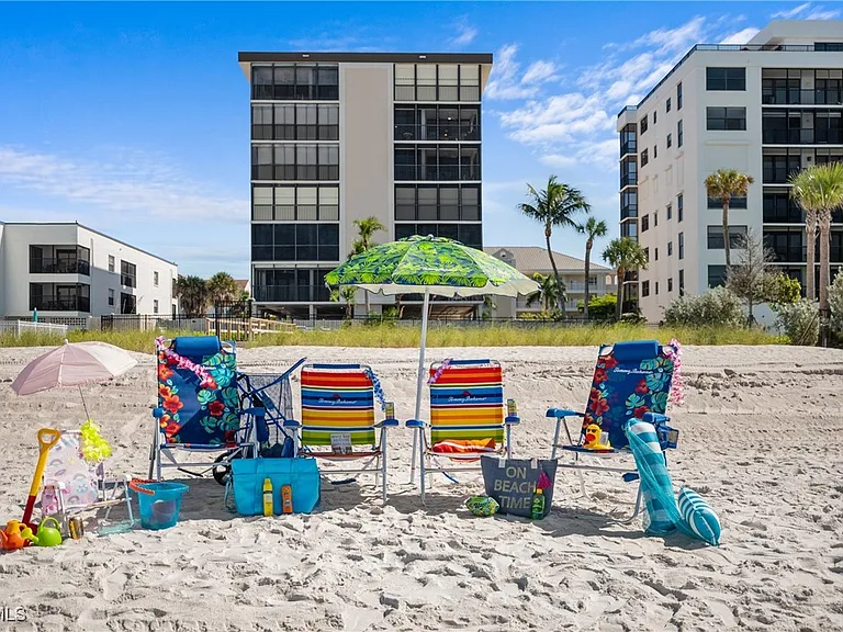 9415 Gulf Shore Dr #501 — Photo 37