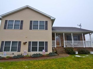 150 Delaware Ave, Wind Gap, PA 18091