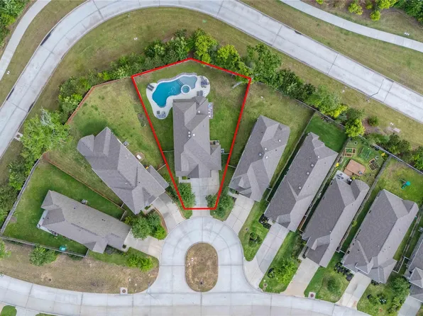 527 Chestnut Reef Ct, Conroe, TX 77304