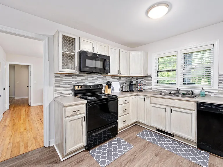 226 Briarcliff Rd — Photo 12
