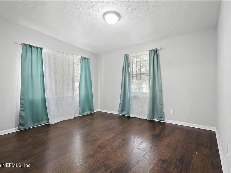 6601 Cleveland Rd — Photo 7