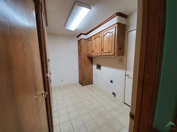 2nd image of 1530 Frostwood Dr
