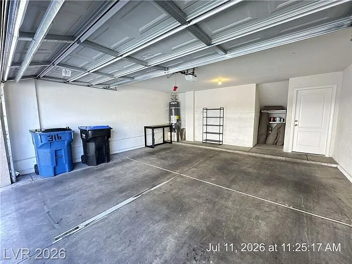 316 Fountain Crossing Ln — Photo 24