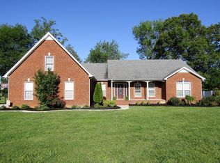 33 Old Stone Cir, Manchester, TN 37355