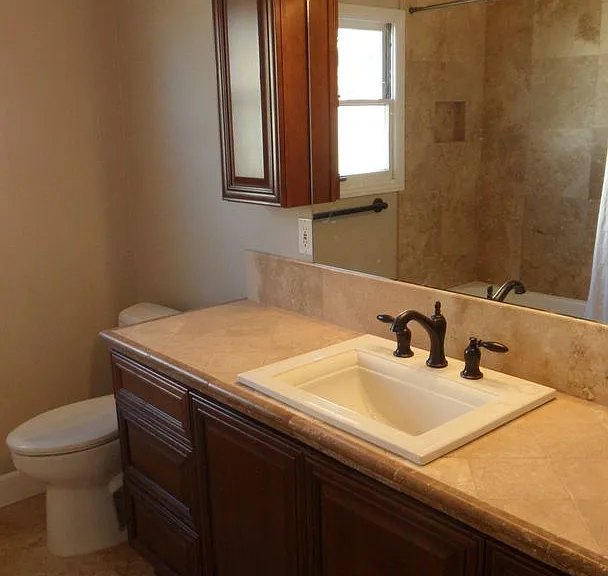 445 N Pine St — Photo 15