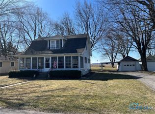 28304 Jewell Rd, Defiance, OH 43512