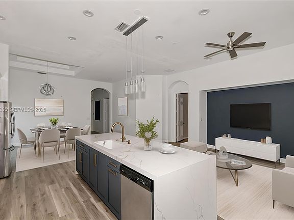 2nd image of 12471 NW 78th Manor