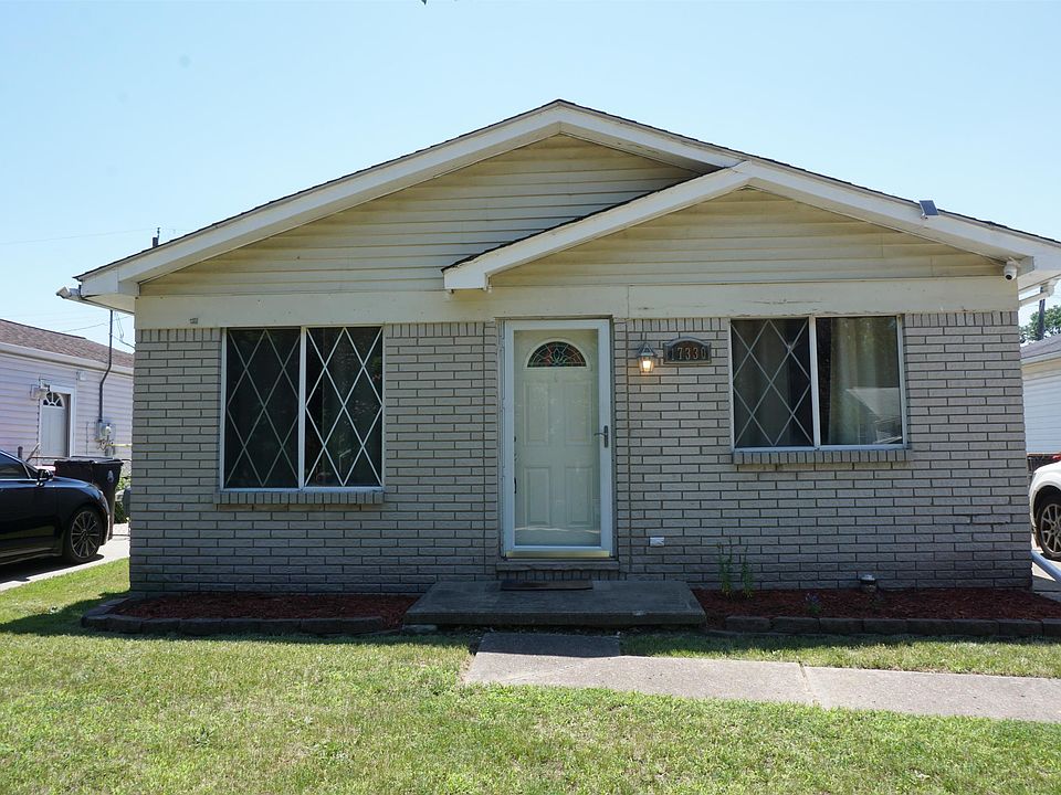1st image of 17330 Castle St