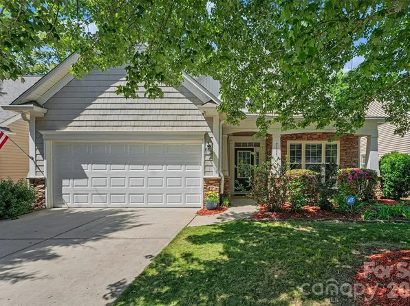 2124 Ashley River Rd, Waxhaw, NC 28173