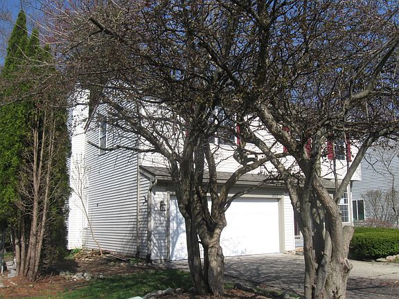 3rd image of 1613 Dartmoor Dr #57