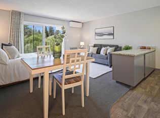 1565 NW Wall St #304, Bend, OR 97703
