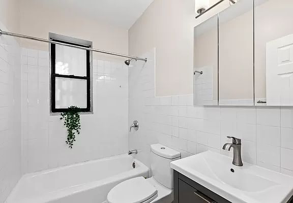 5th image of 436 Sterling Pl APT 3