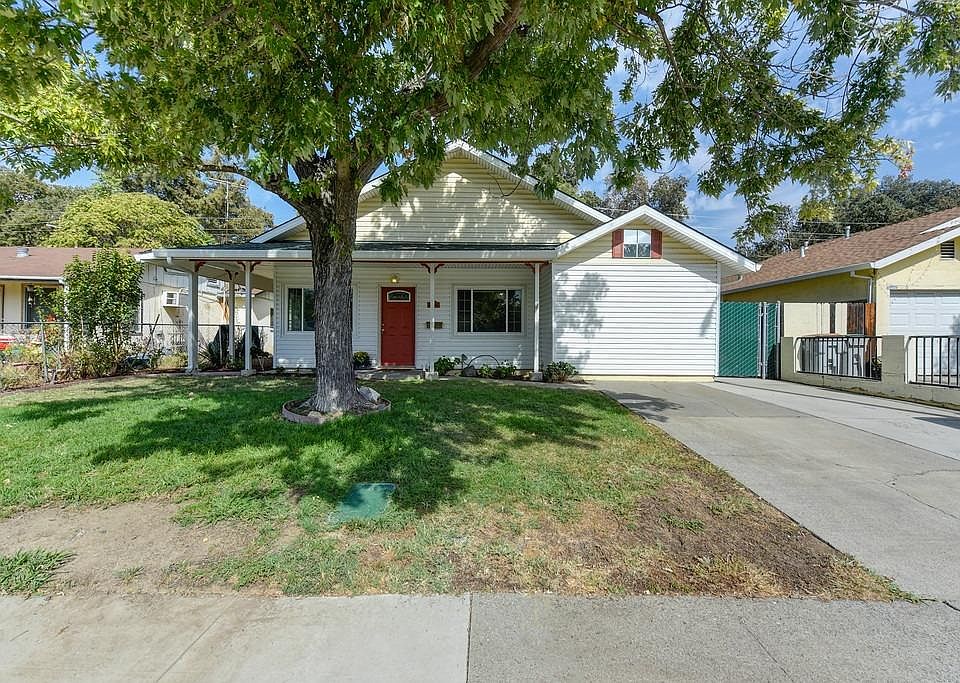 1st image of 1924 Manzanita Way