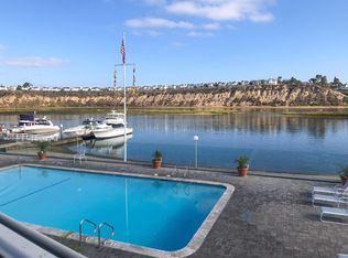 2 Saratoga, Newport Beach, CA 92660