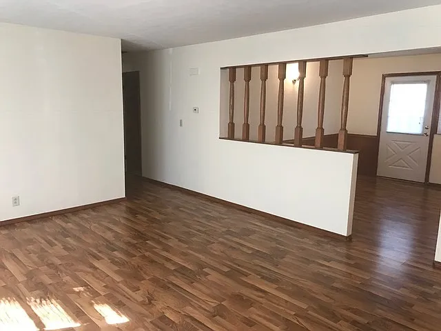 Great 3 bedroom house — Photo 2