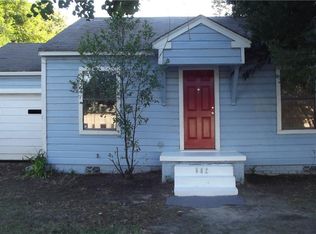 607 S Prairieville St, Athens, TX 75751