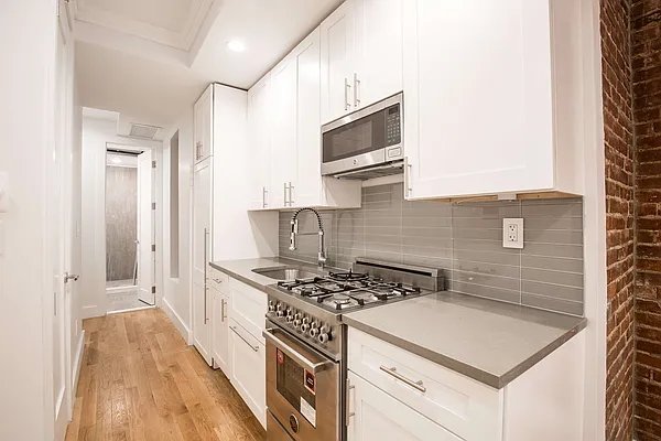 Rented by Nooklyn NYC LLC | media 8