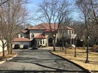 181 Arbutus Ave, Staten Island, NY 10312