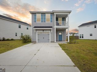 225 Flagler Dr, Savannah, GA 31419