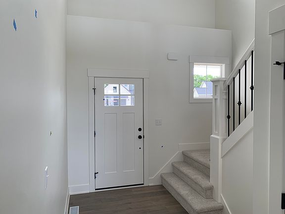 2nd image of 6554 Ravine Point Dr NE
