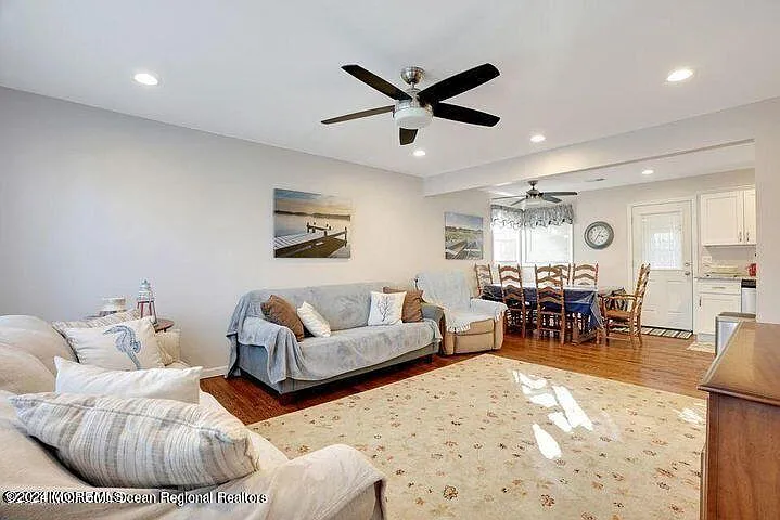 3 bed, 1778 sqft, $2,000 — Photo 1