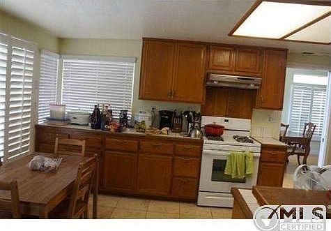 4th image of 17860 Via La Cresta Dr