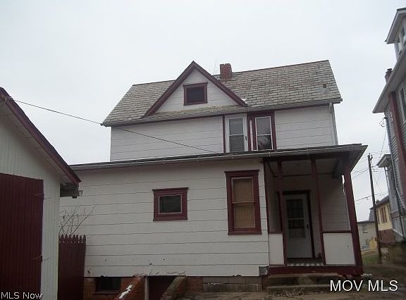 2nd image of 806 Garfield Ave