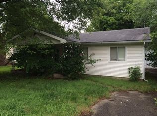 1214 N Fulbright Ave, Springfield, MO 65802